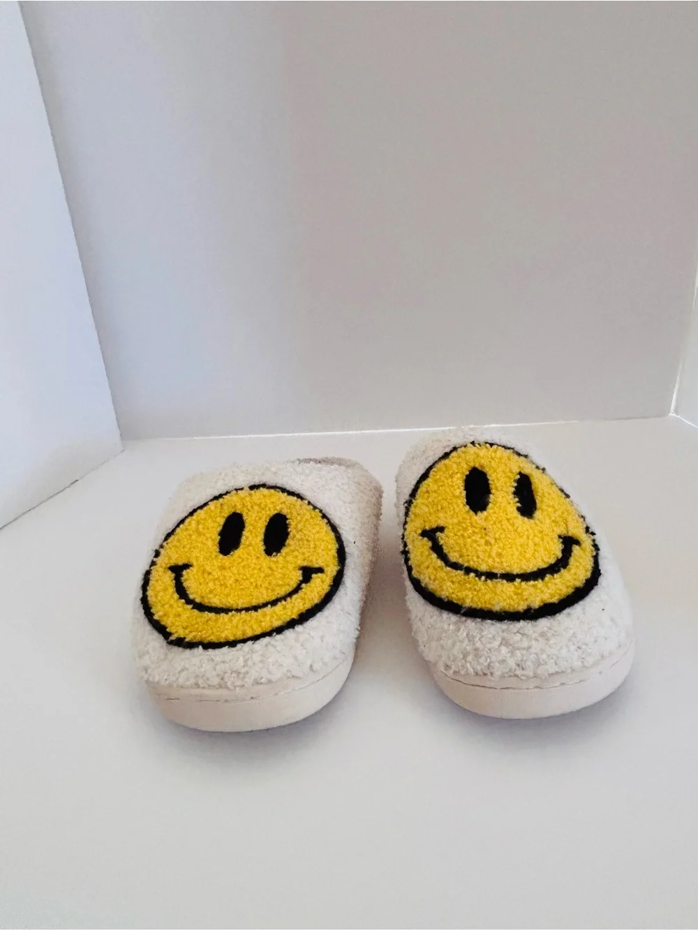 Kids Cozy Cream Smiley Slippers